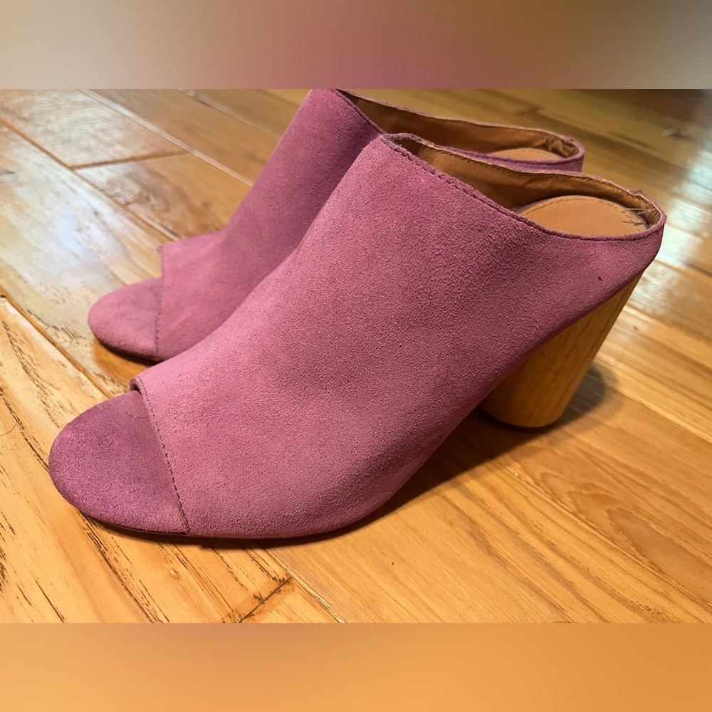 Urban Outfitters Pink Suede Open-Toe Mules